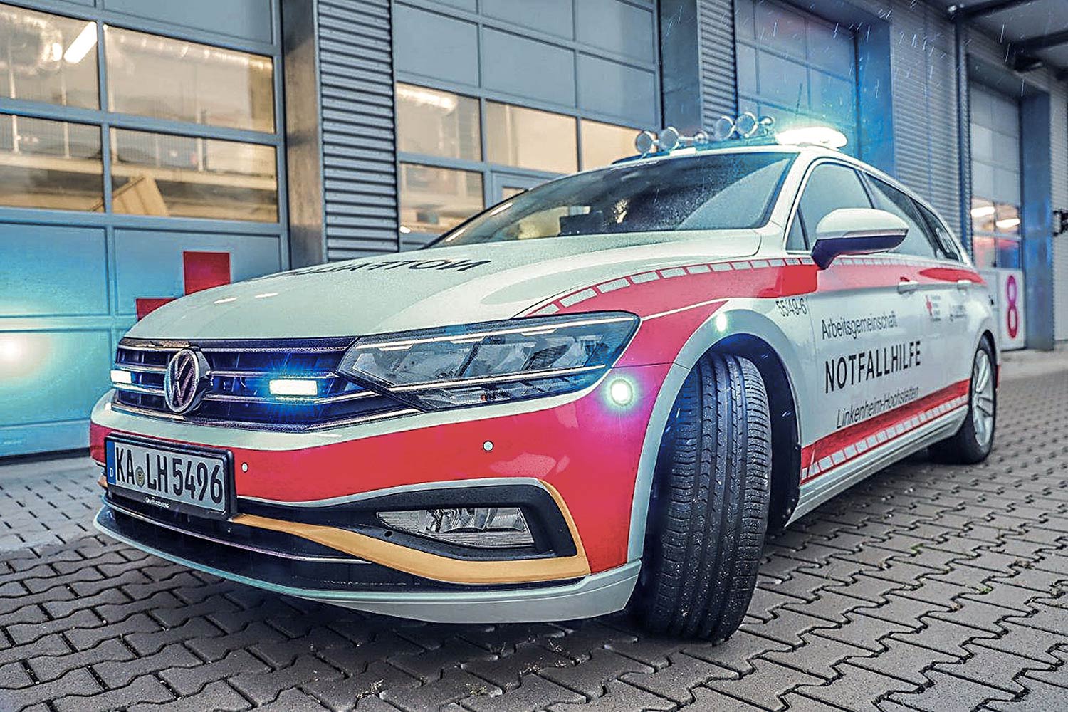 DRK-Rettungsfahrzeug